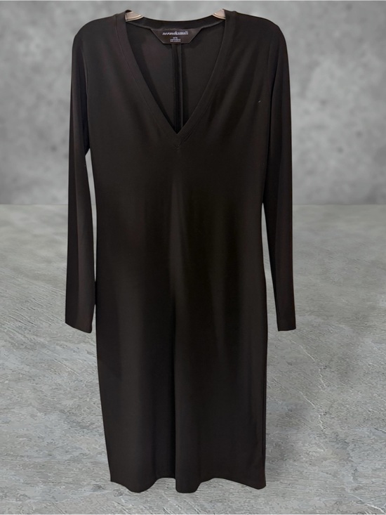 Norma Kamali Dresses & Skirts - Norma Kamali Black Long Sleeve V-Neck Sleek Knit Dress, Size M